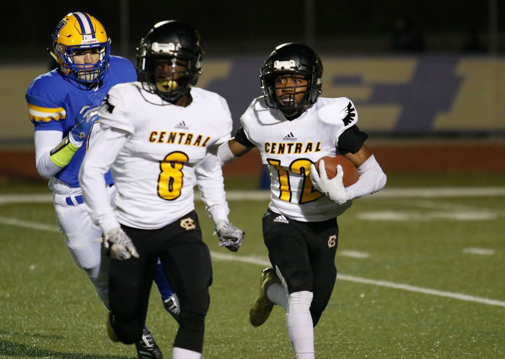 Hazelwood Central at Francis Howell Football
